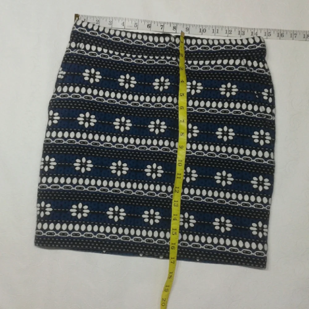 J. Crew floral embroidered mini skirt size 2